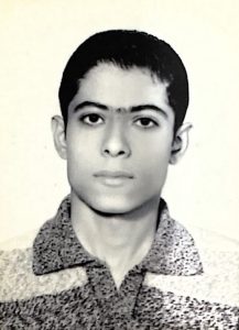 نوجوانی حسین کیانی نیا